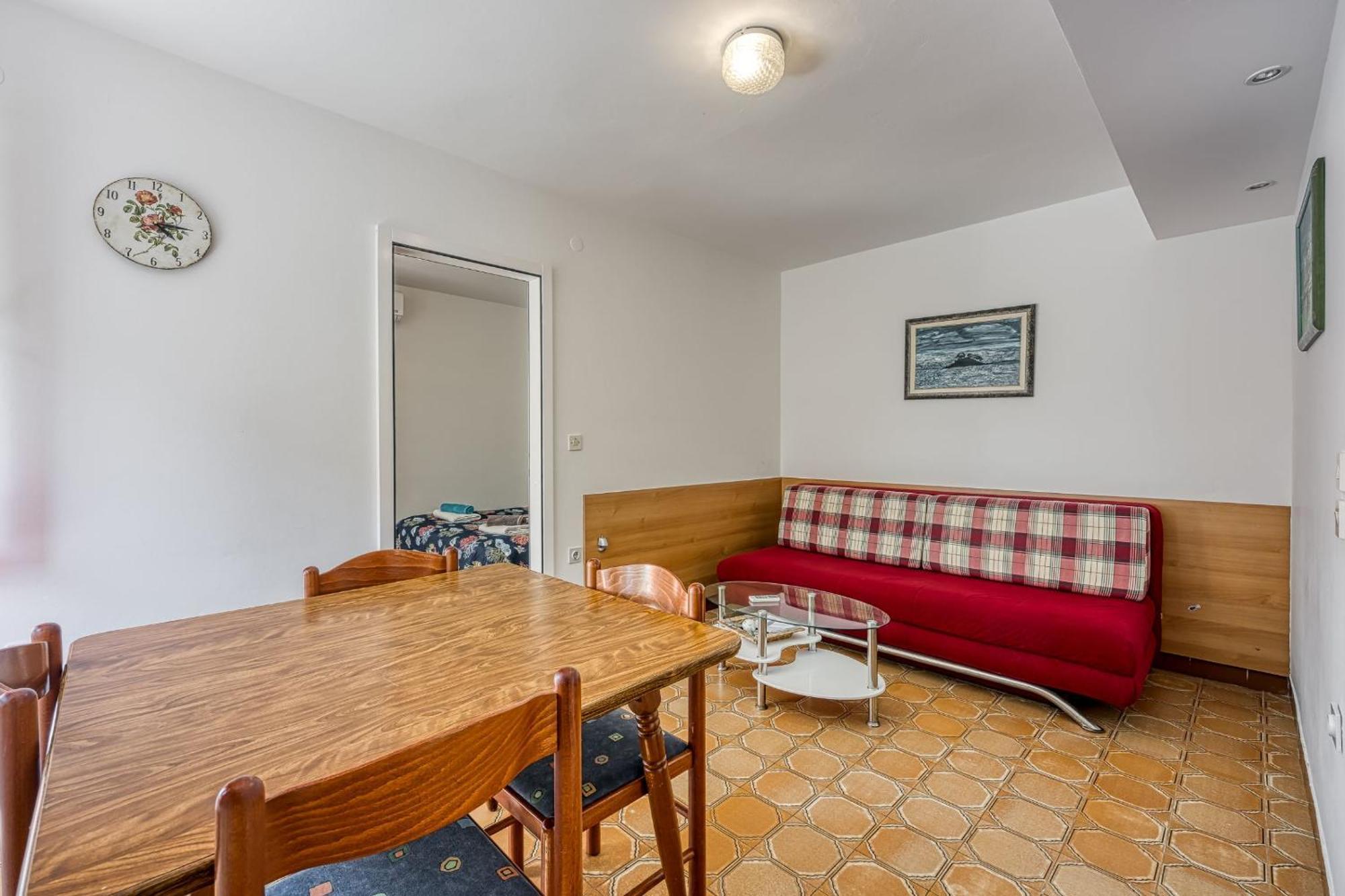 Kamelia Gostinjska kuća 3*